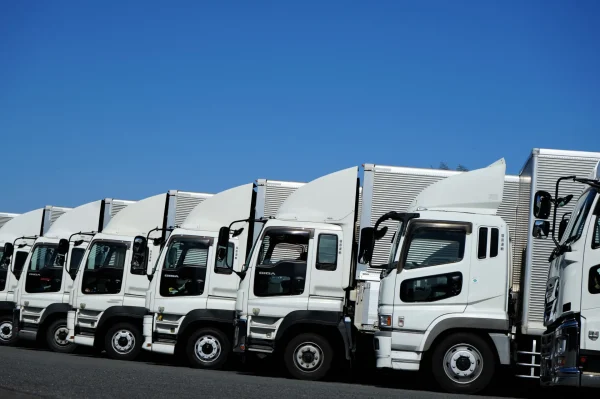 トラック駐車場